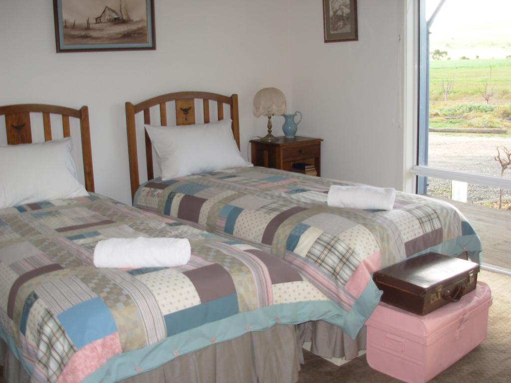 Linger Longer Cottages Port Elliot Habitación foto