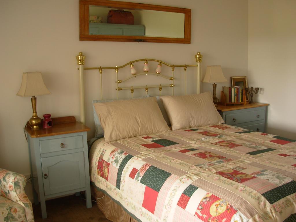 Linger Longer Cottages Port Elliot Habitación foto